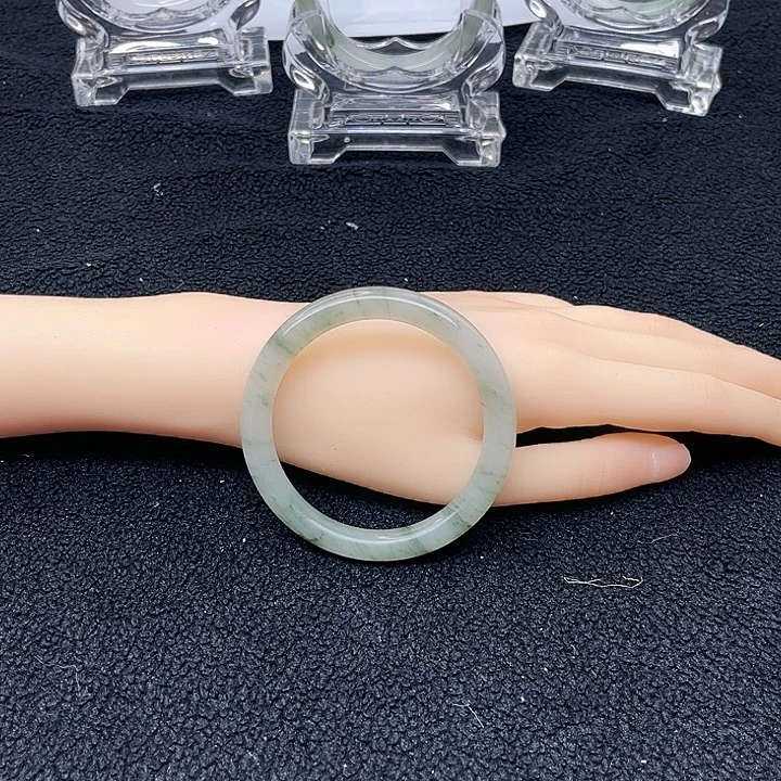 石英质玉未镶嵌手镯505