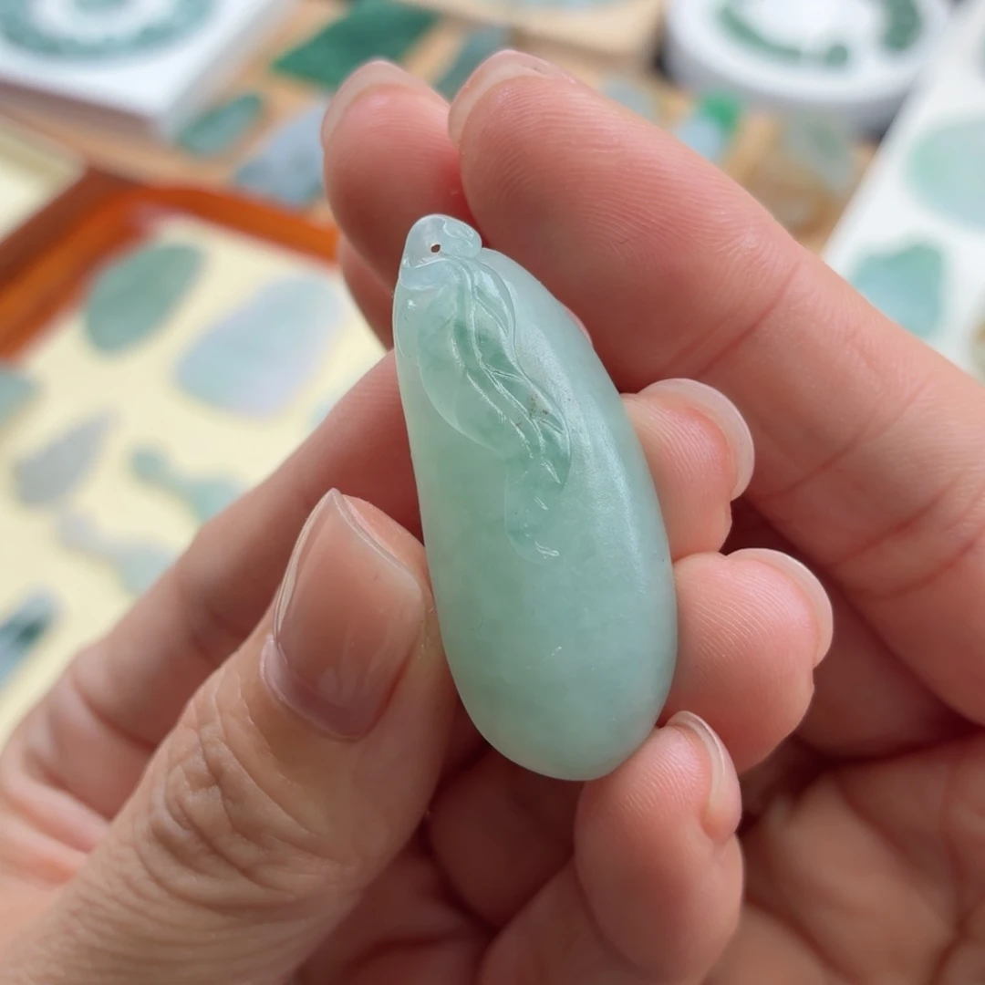 定制翡翠未镶嵌天然A货翡翠
