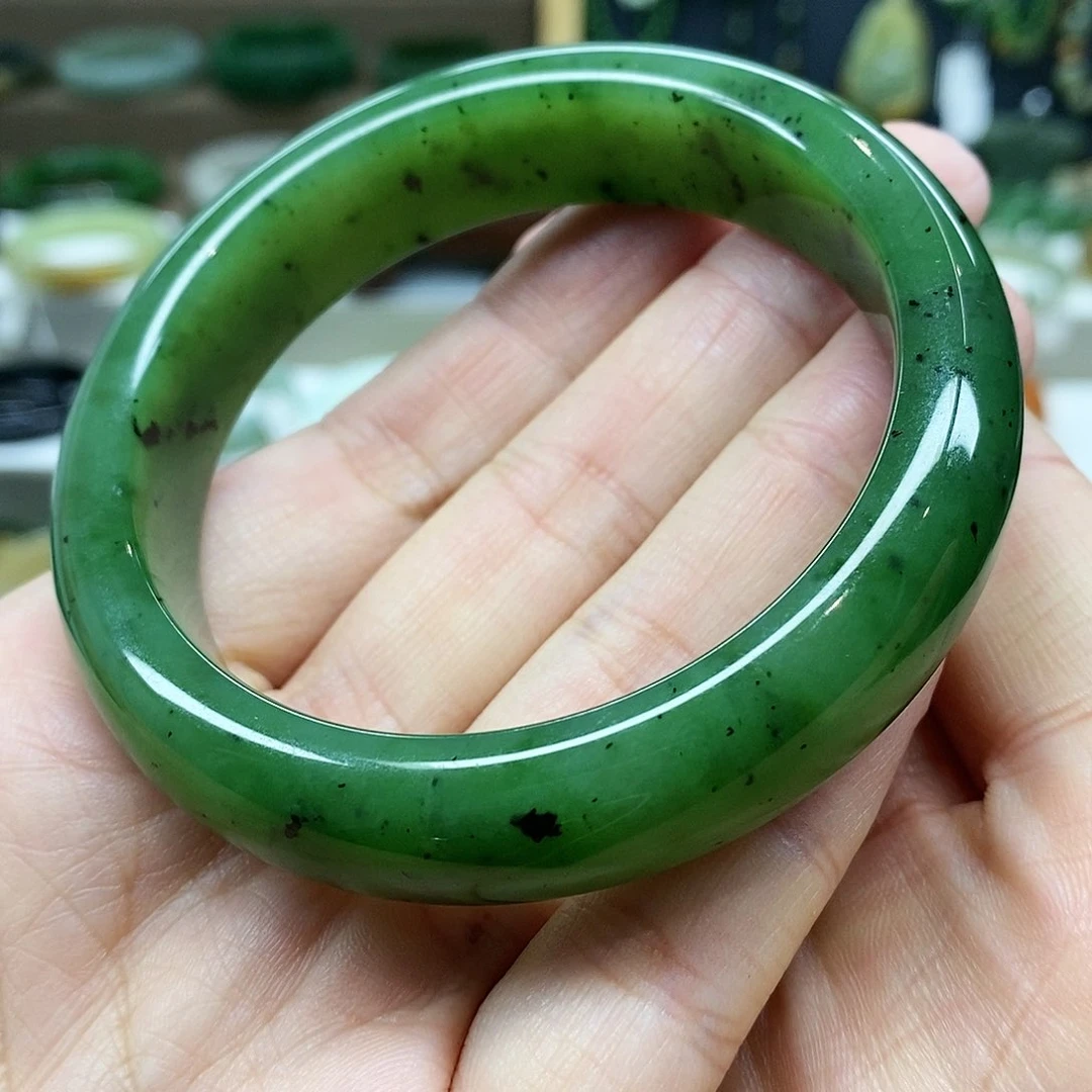【闪购商品】未镶嵌手镯和田玉（碧玉）藏*羊