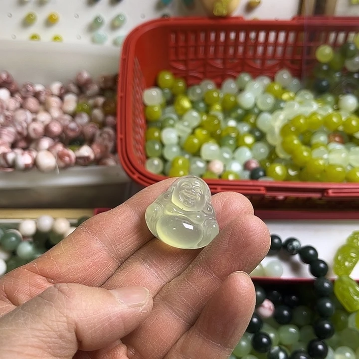 合金蛇纹石玉颈饰