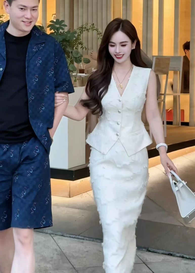 【现货秒发】DO635夏季轻奢休闲显瘦时尚气质收腰马甲+半身裙套装