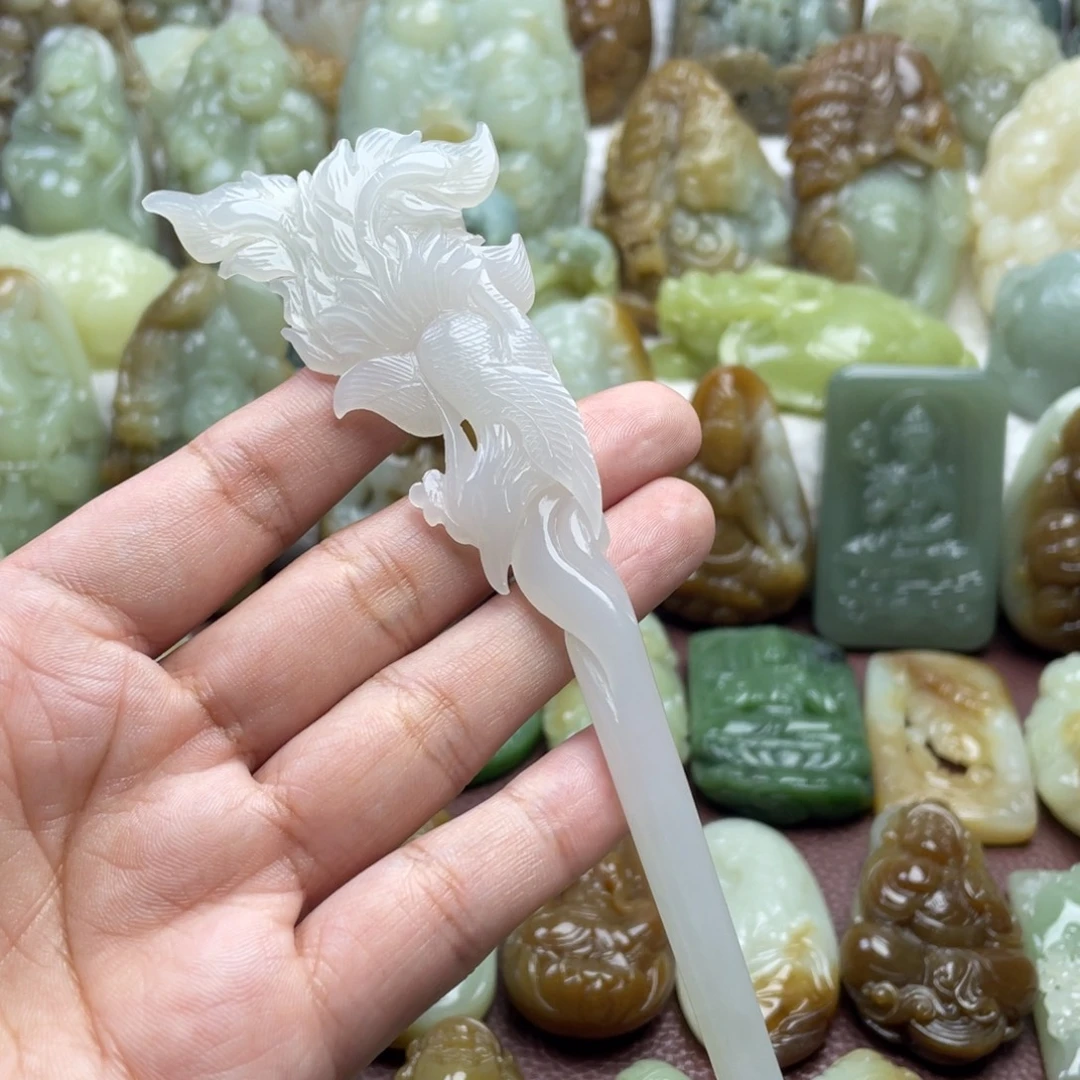 和田玉未镶嵌颈饰