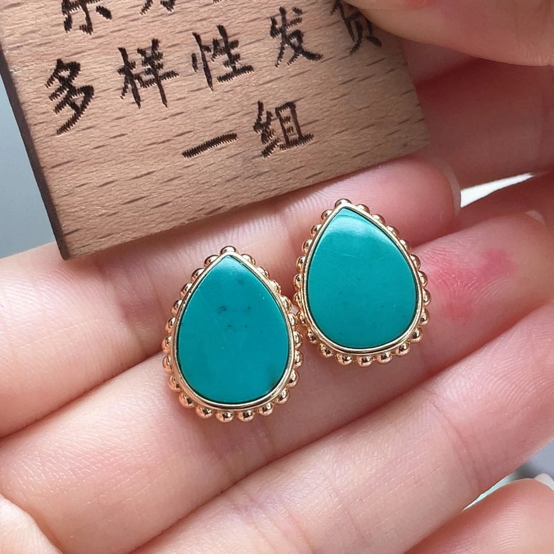 未镶嵌绿松石耳饰