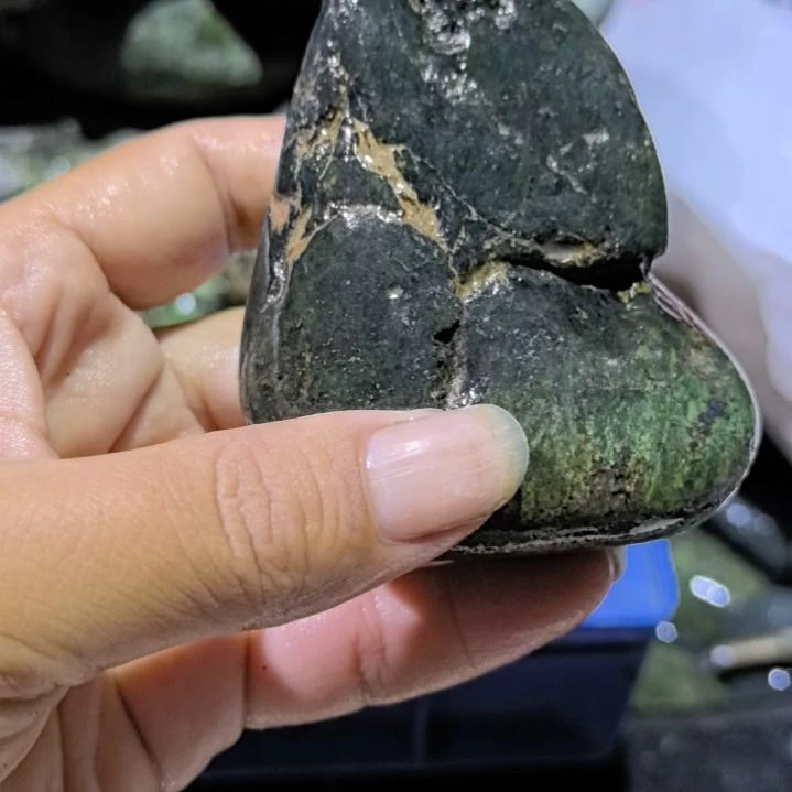 闫***礼有机玻璃藏玉药王石原石