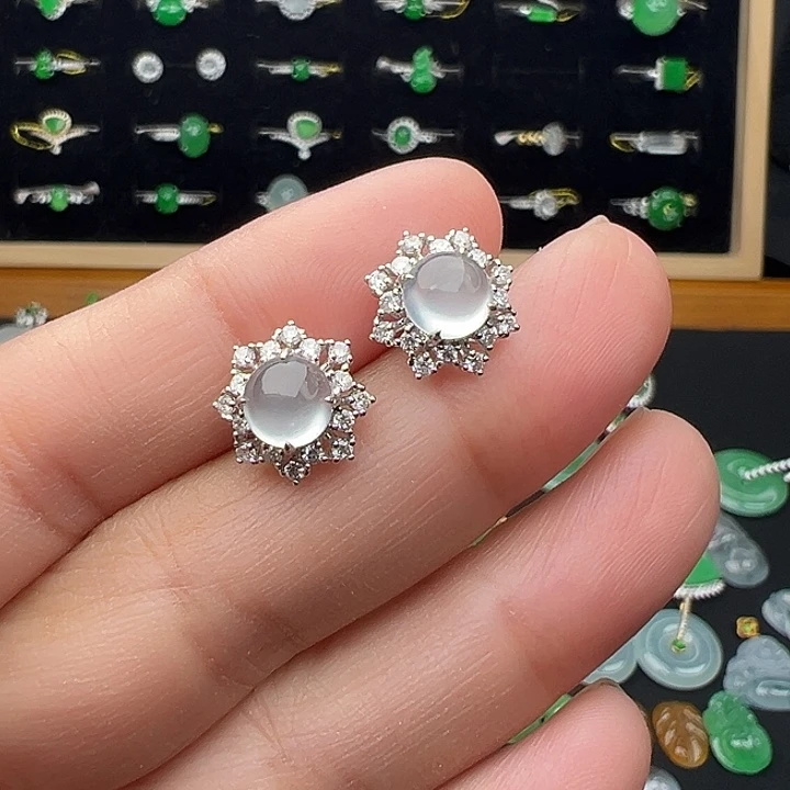 翡翠18K金镶嵌颈饰耳钉