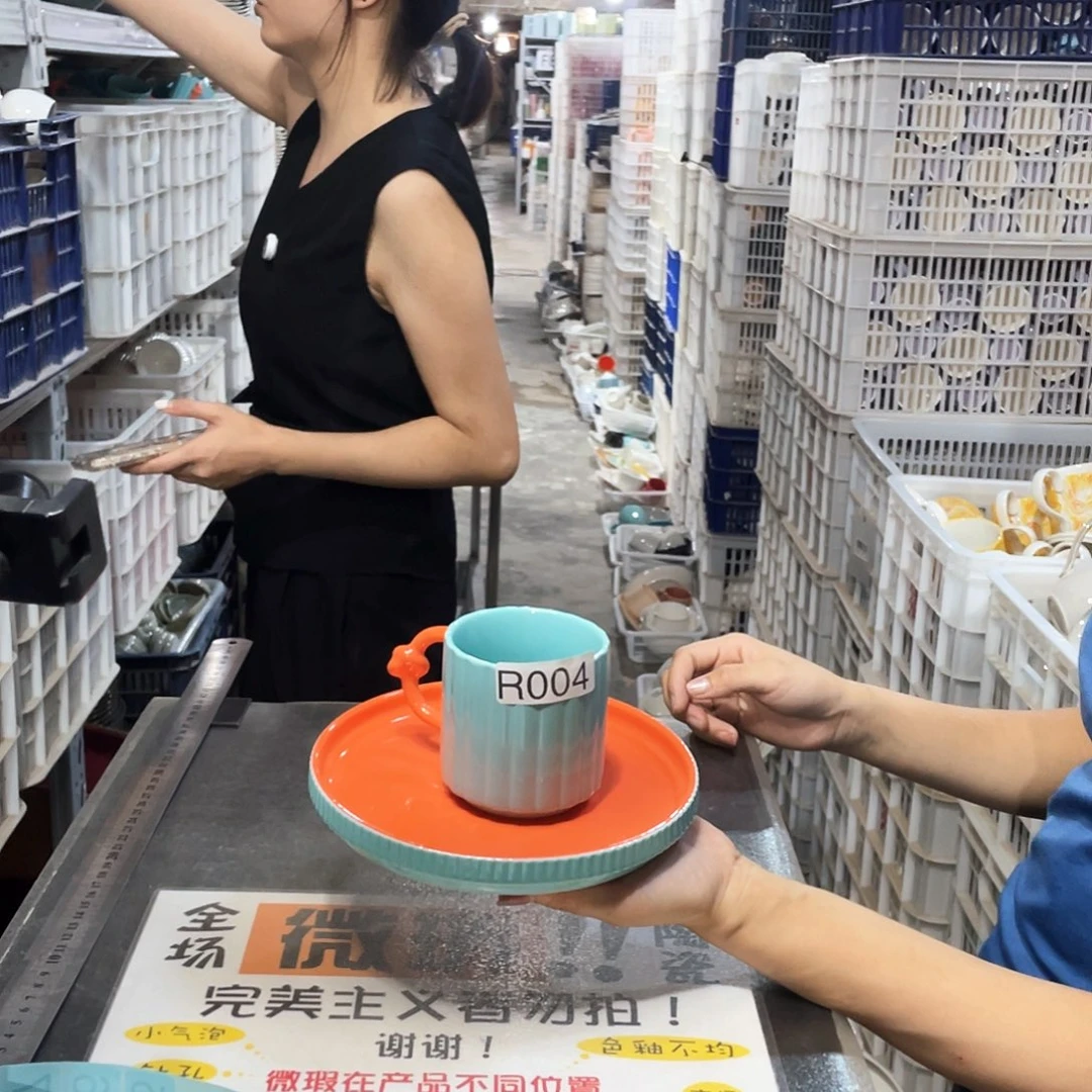 瓷片004              2杯2盘