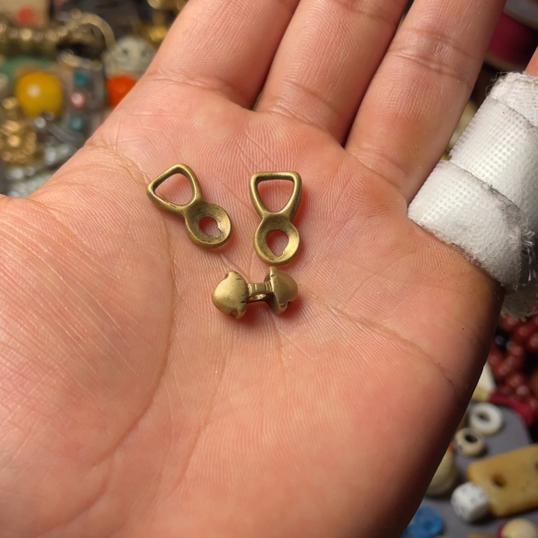 小***金泥塑藏传藏传藏传