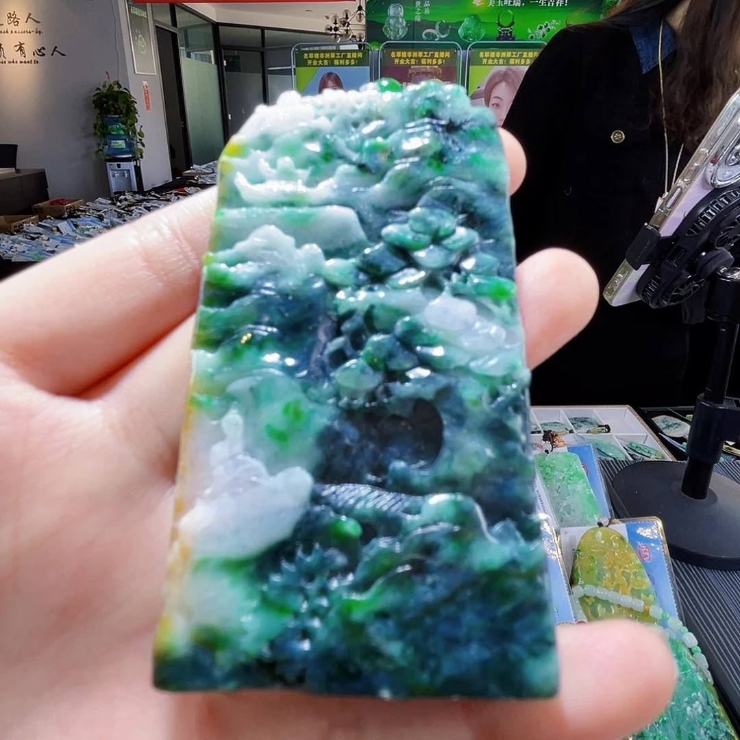 颈饰未镶嵌翡翠翡翠