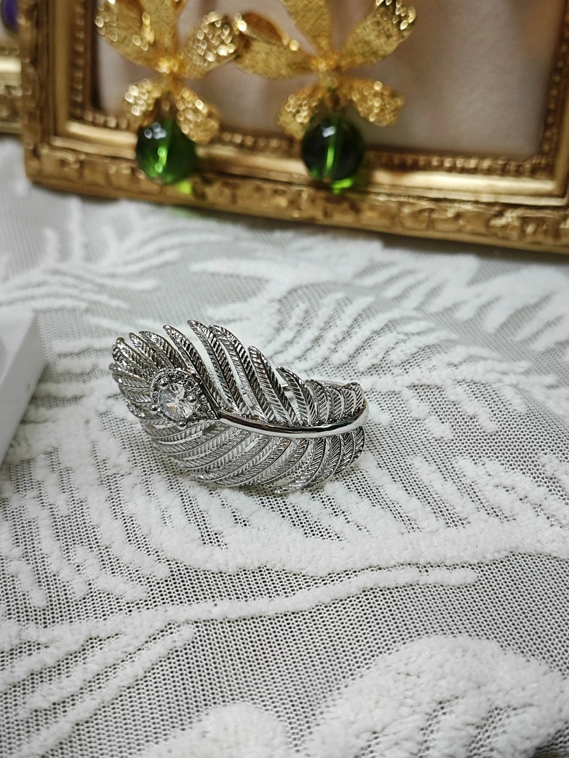 铜合金锆石戒指 西洋复古vintage 羽毛莎士比亚戒指 中古轻奢饰品