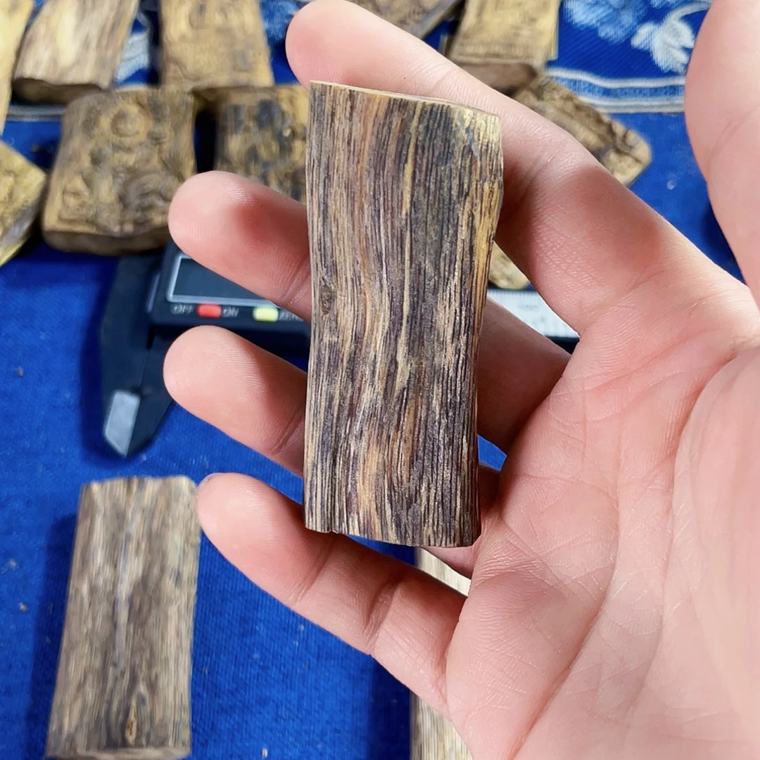 沉香沉香碎屑唇**莲棋楠无事牌11克多样性发一