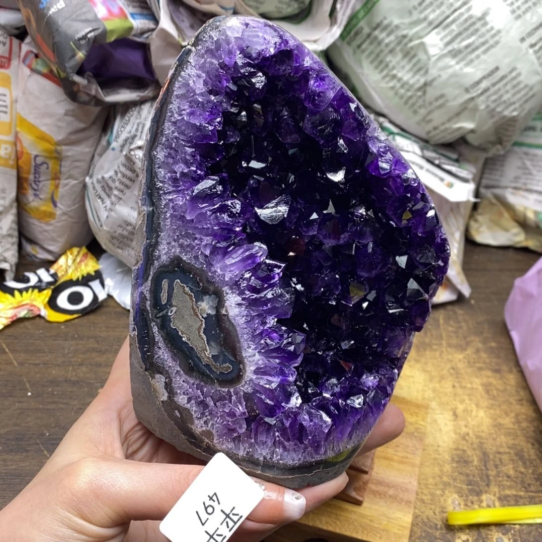 水晶乌拉圭未镶嵌