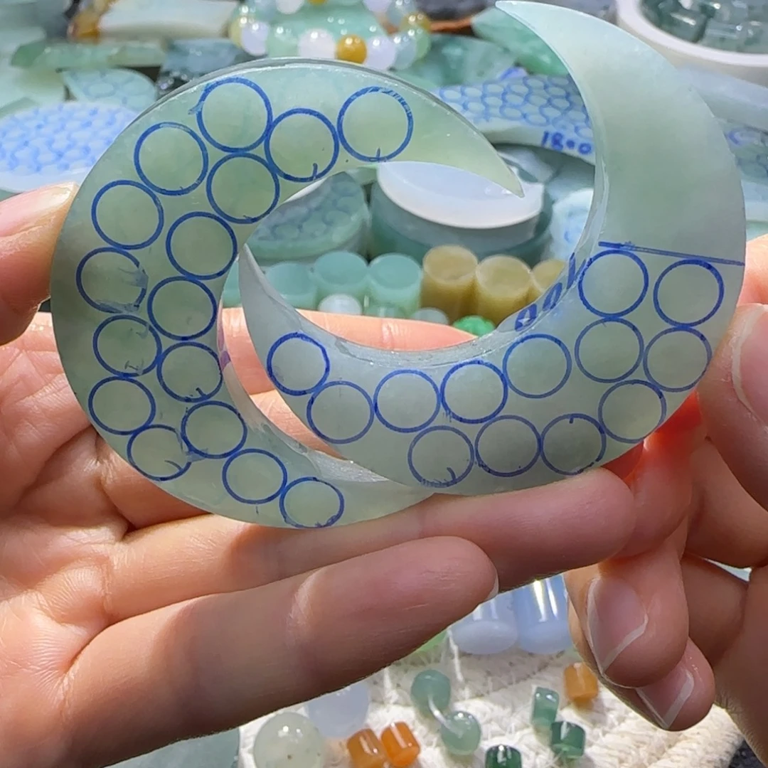 定制翡翠未镶嵌翡翠