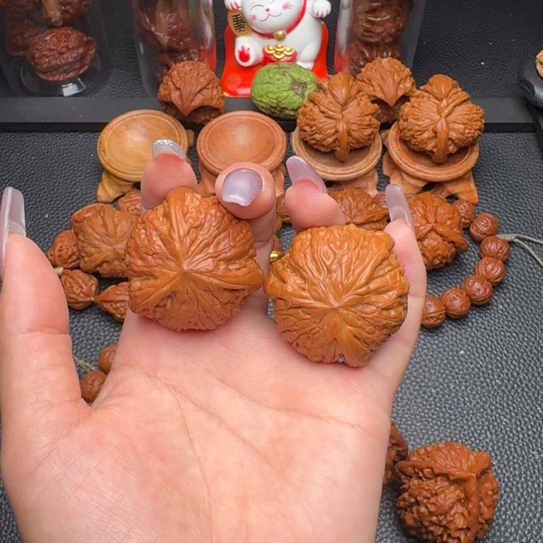 文玩核桃吊坠锤奔，全品，毕业款