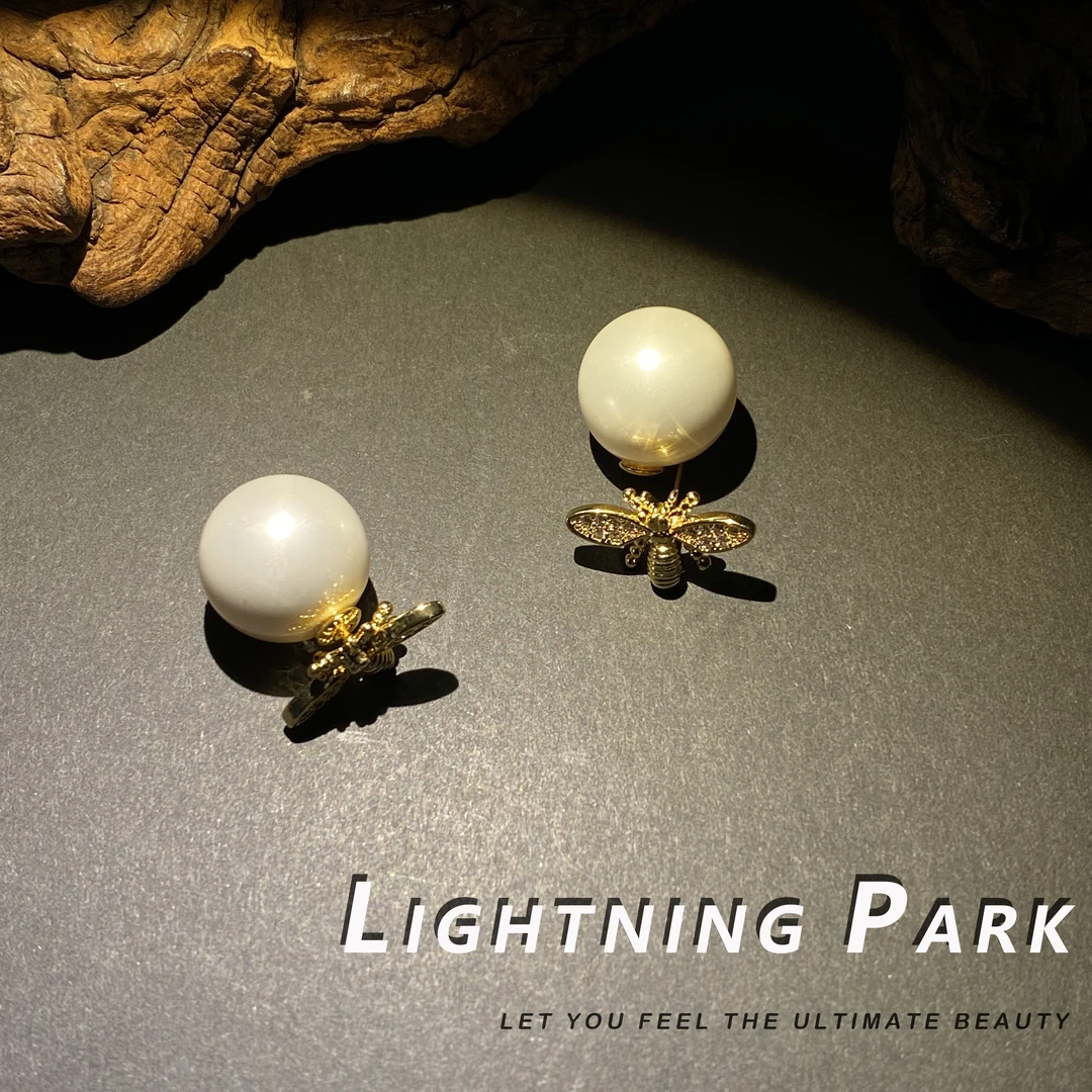 黄铜合成锆石耳饰 【小众轻奢】用心在做耳饰 蜜蜂镶钻耳饰2083