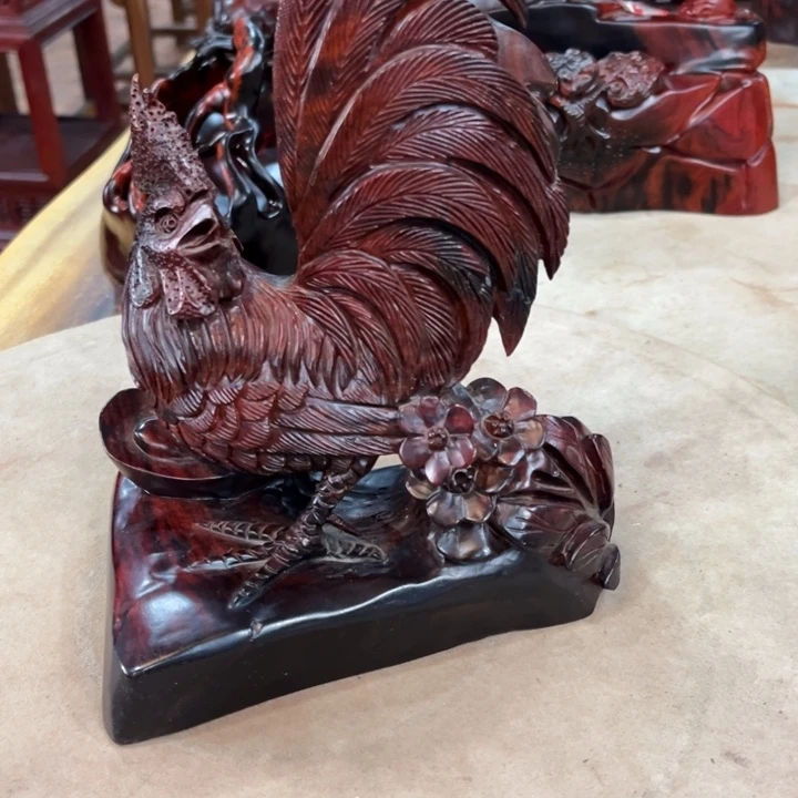 交趾黄檀（大红酸枝）公鸡摆件