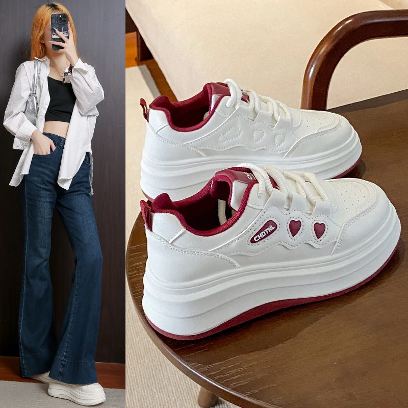 小白鞋2025新款爆款女小个子增高韩版i简约圆头时尚百搭休闲板鞋