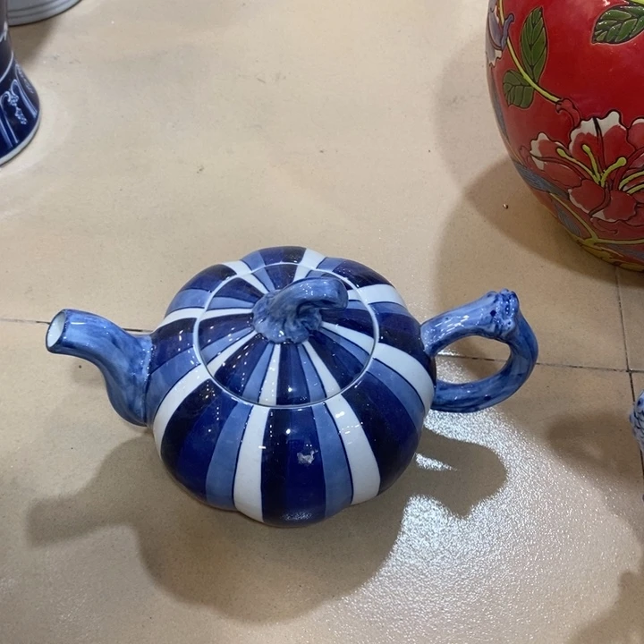 【闪购商品】摆件用****5陶瓷水壶福利摆件