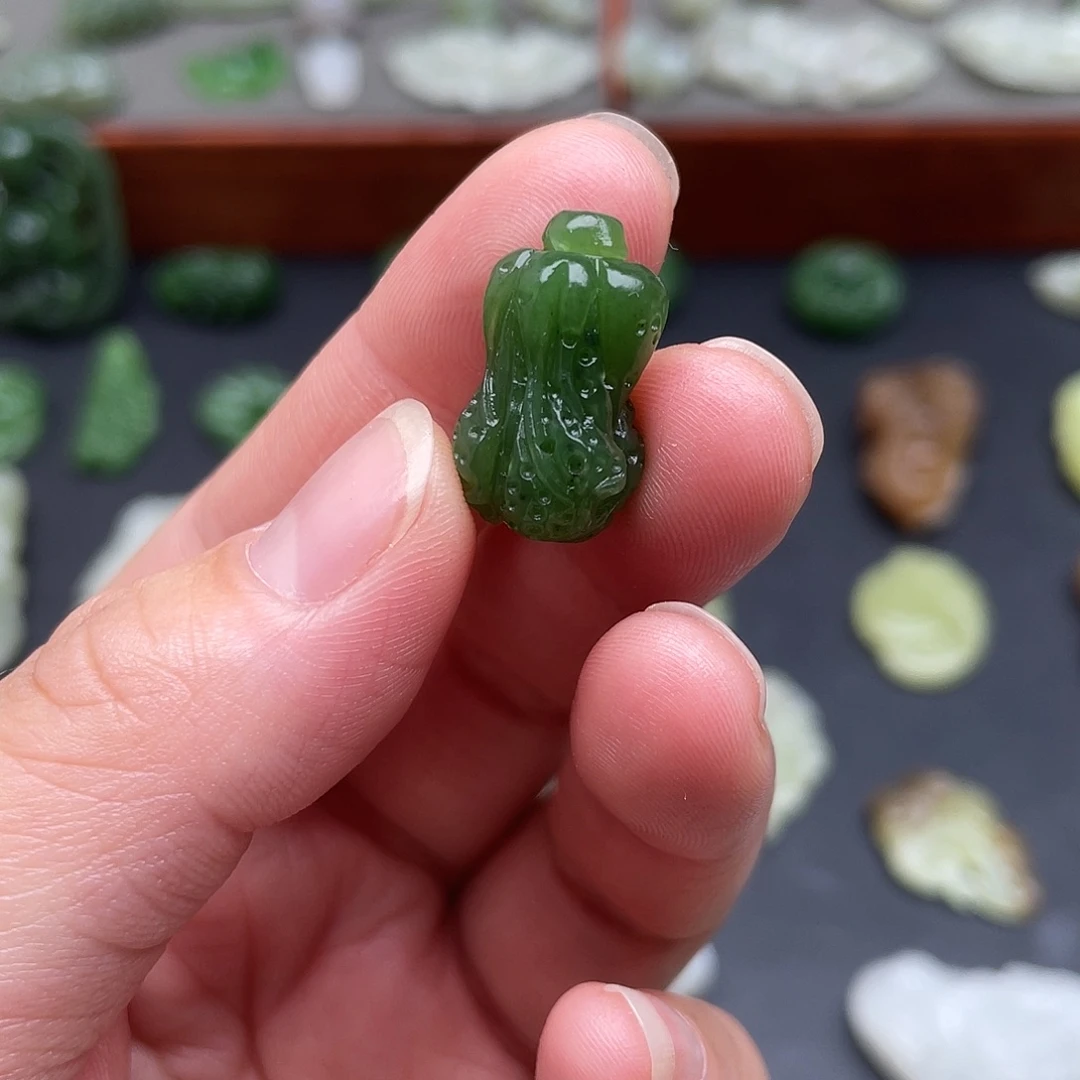颈饰未镶嵌和田玉碧玉白菜吊坠