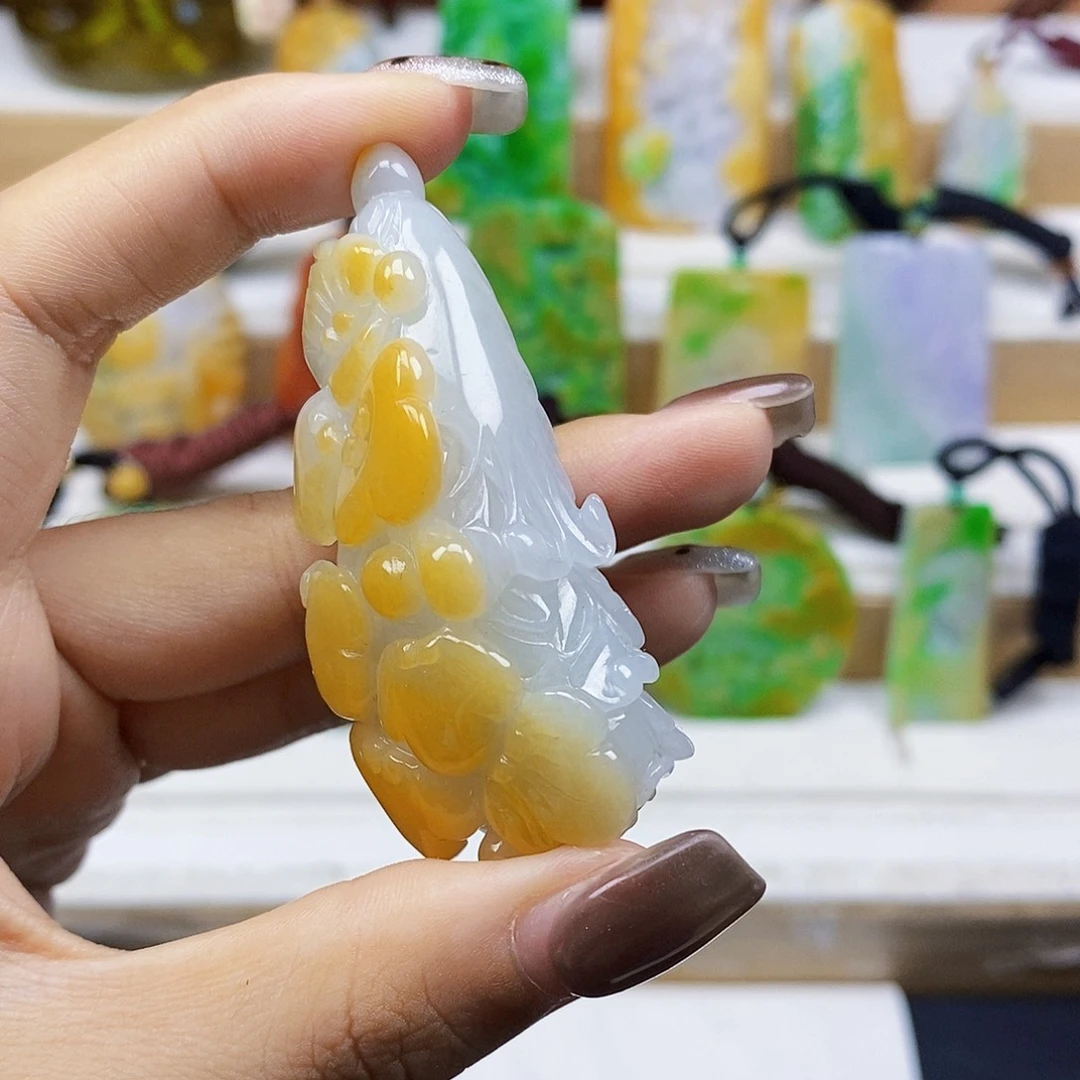 定制翡翠未镶嵌天然翡翠A货