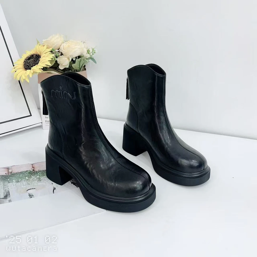 68-92G 新款秋冬时尚粗跟圆头软底短靴加绒