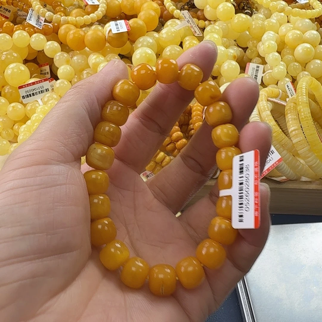 未镶嵌琥珀珠宝奇石