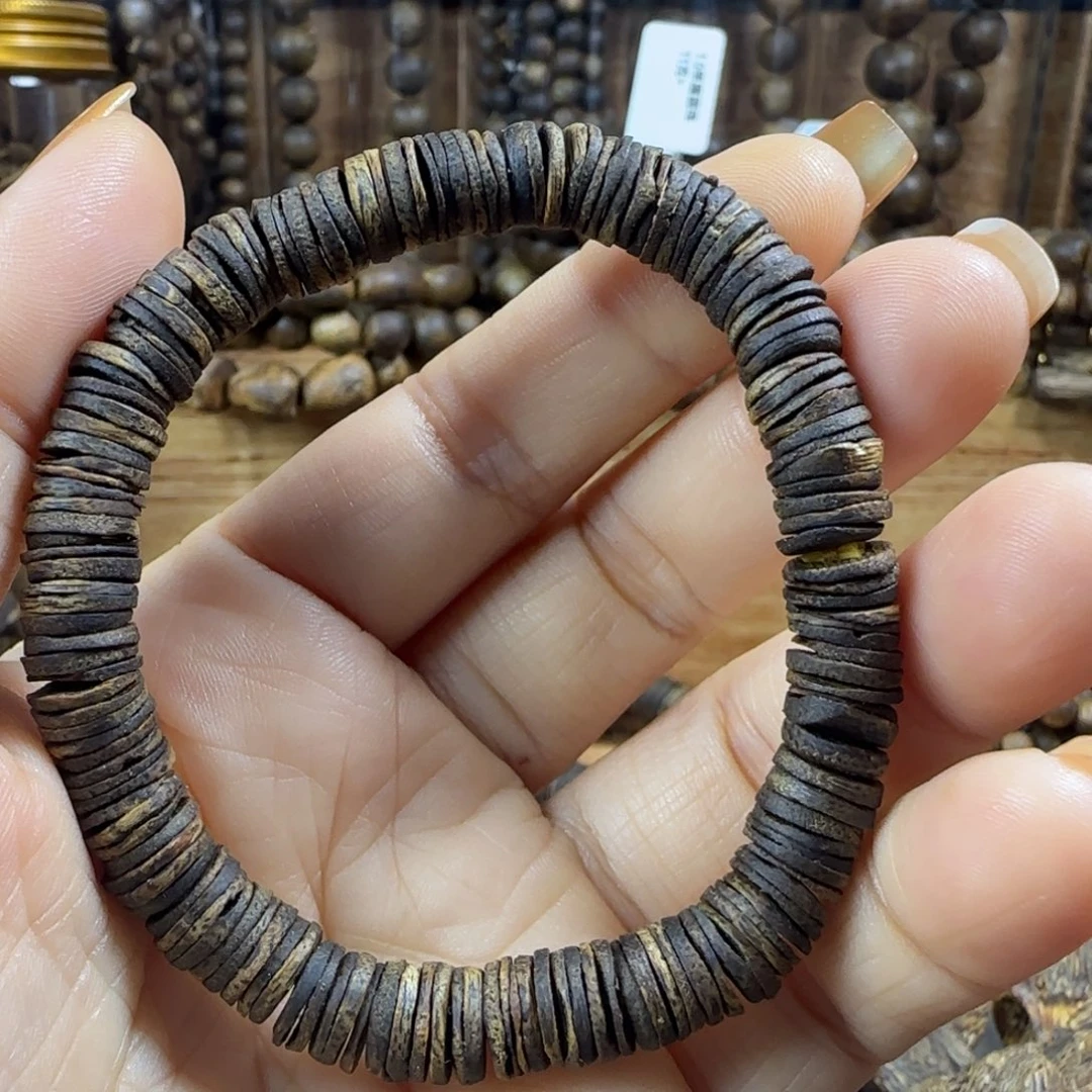 ***7沉香沉香碎屑08片珠