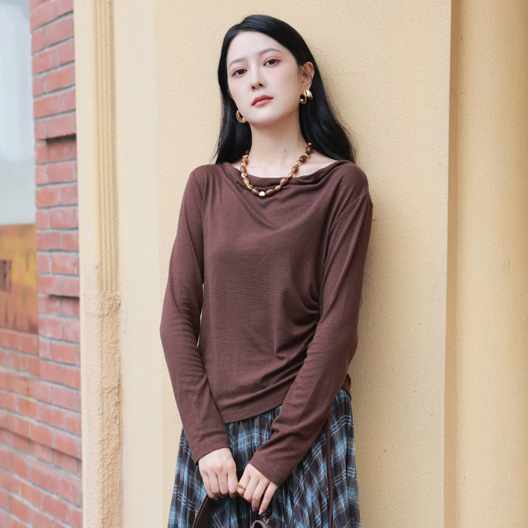 MEDECOO/墨蒂珂2025秋季新款斜门襟抽绳女士长袖针织衫DJQ62201