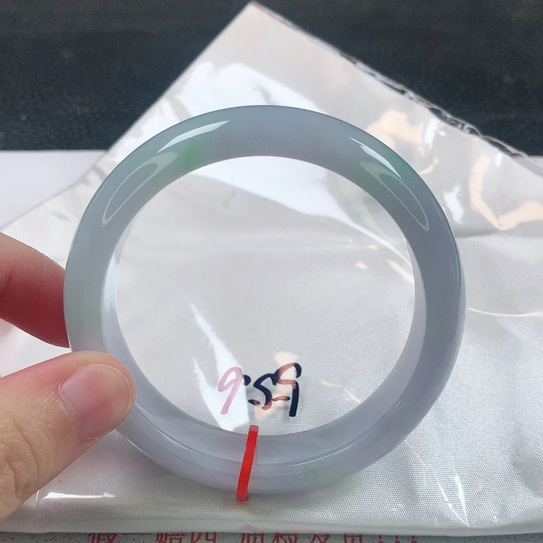 未镶嵌手镯翡翠358