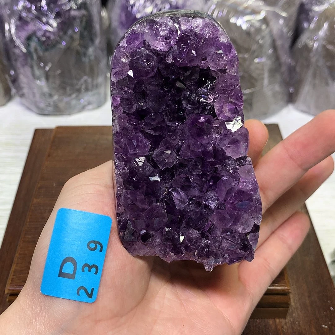 紫晶大型摆件（非配饰）未镶嵌