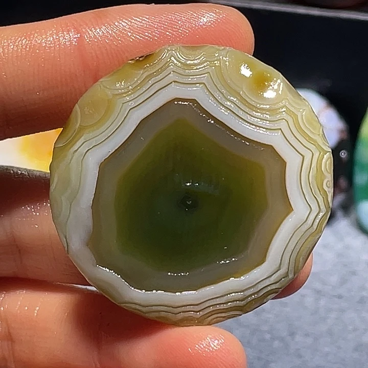 玛瑙/玉髓未镶嵌珠宝奇石