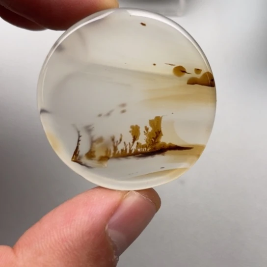 玛瑙/玉髓颈饰未镶嵌拉*吧