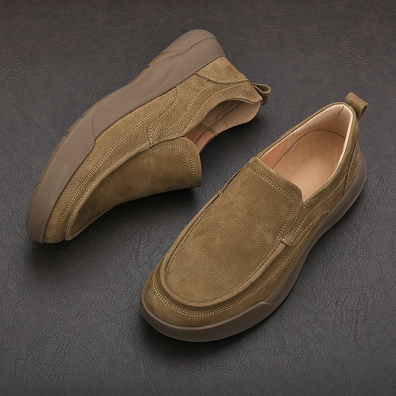 2025新款英伦风复古时尚百搭头层牛皮休闲鞋系带软底男士休闲鞋