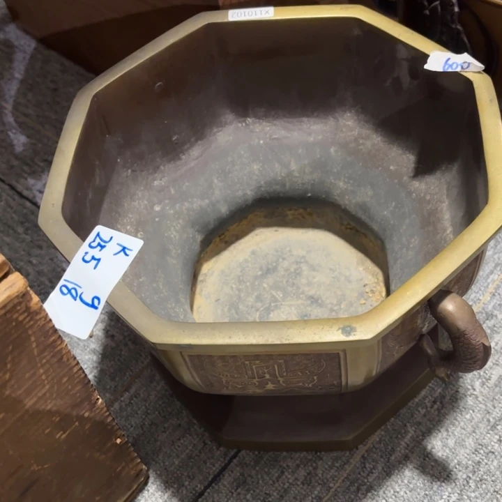 紫砂茶杯王****器非常美丽漂亮的物品