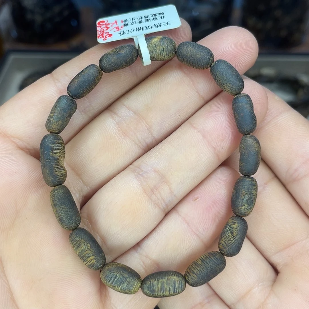 奇楠沉香单圈沉水级留疤6mm