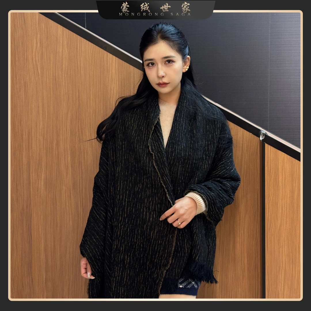 2025意大利原版高级感纯羊毛手工披肩羊毛围巾披肩男女同款保暖