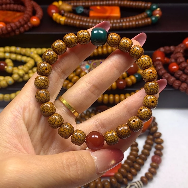 星月菩提吊坠菩提