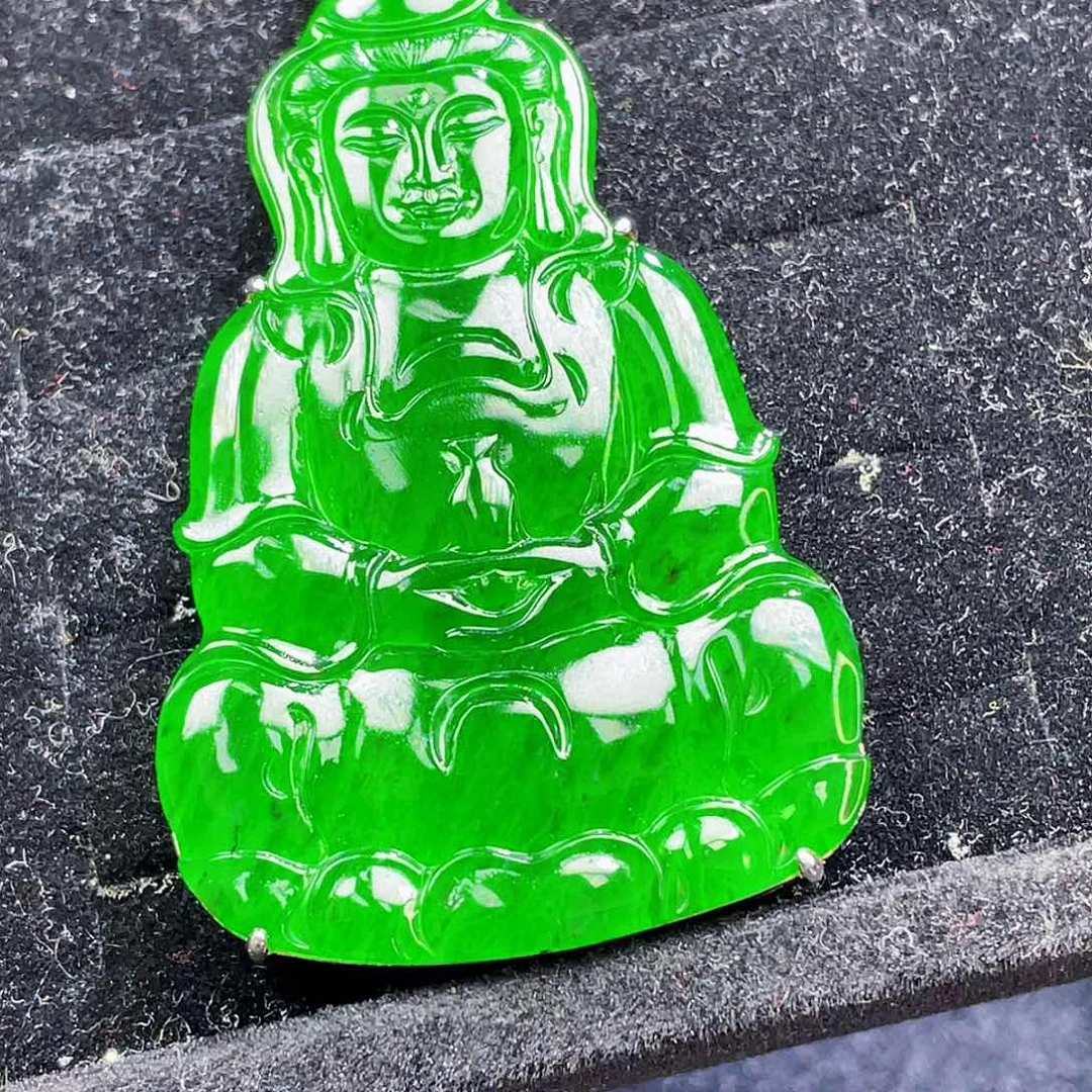 翡翠颈饰未镶嵌14，