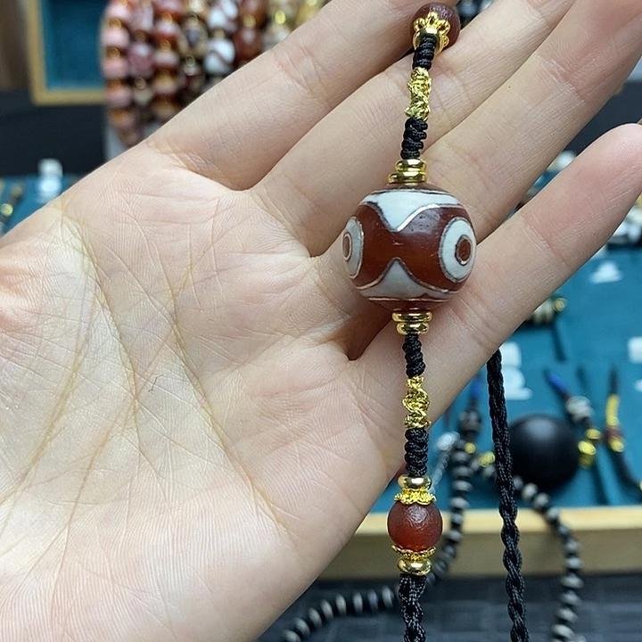 玛瑙/玉髓颈饰合金