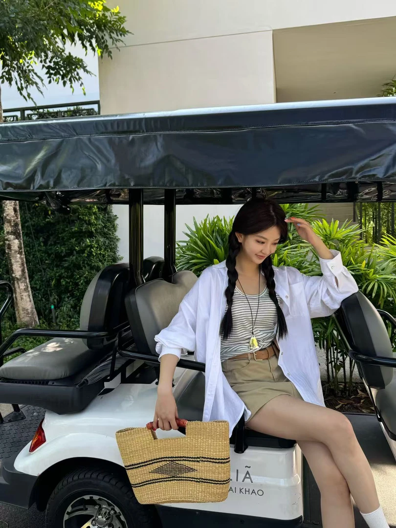 福秒-慵懒纯色衬衫+条纹背心套装（TOO6652529#）TOO