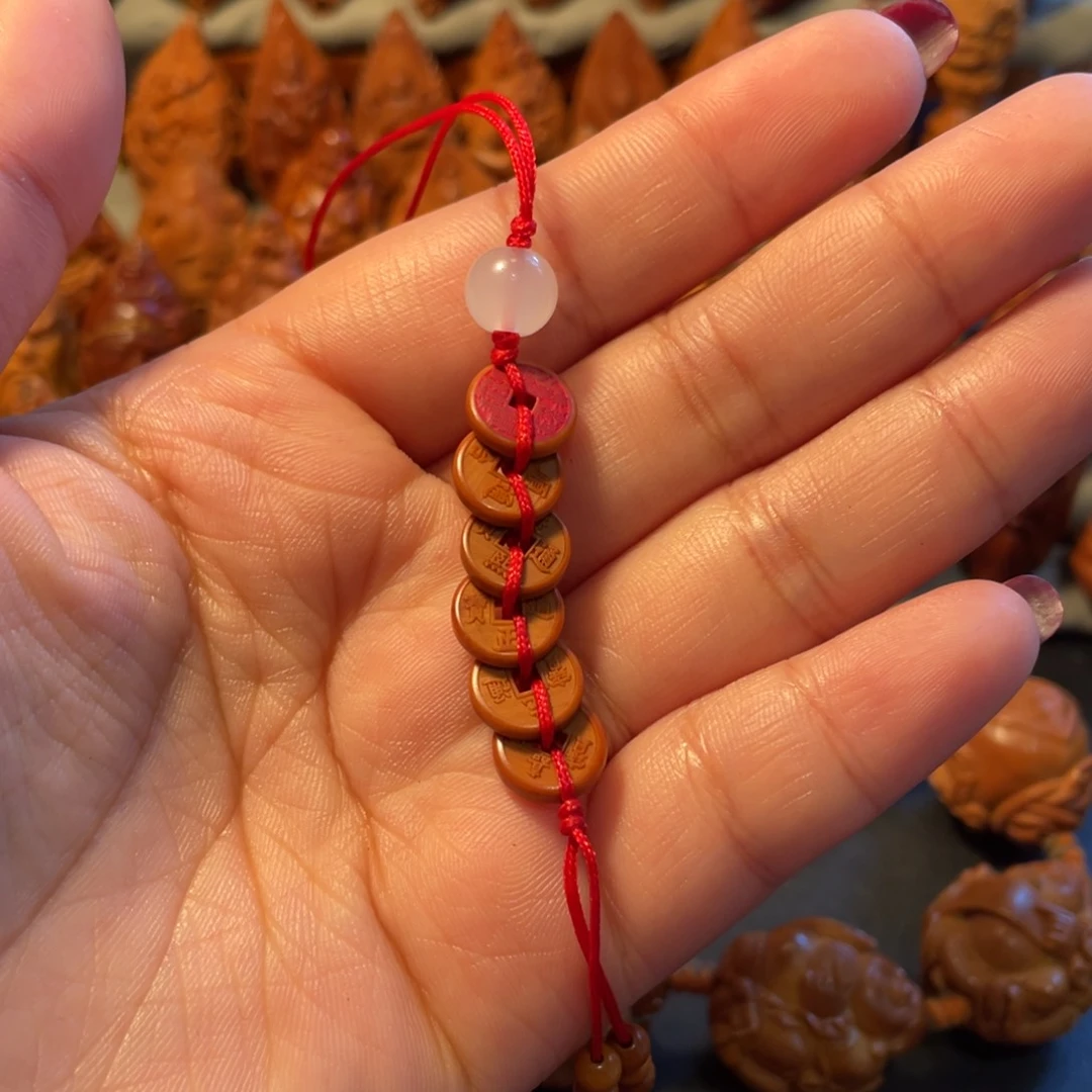 【闪购商品】手串/手链橄榄核不****财五帝钱