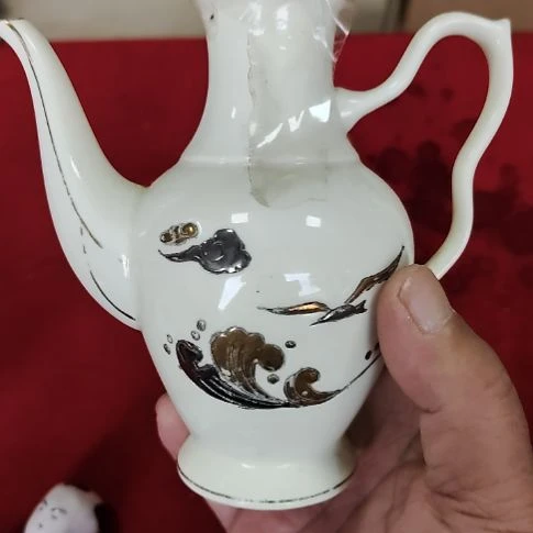 瓷片瓷器，各种摆件，沙锅，五厂，七厂！