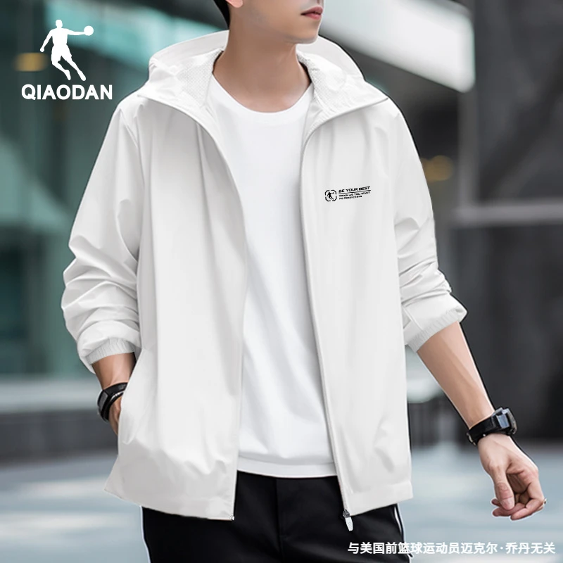 乔丹风衣外套男2025秋冬新款官方白色冲锋衣男士薄款防晒运动服