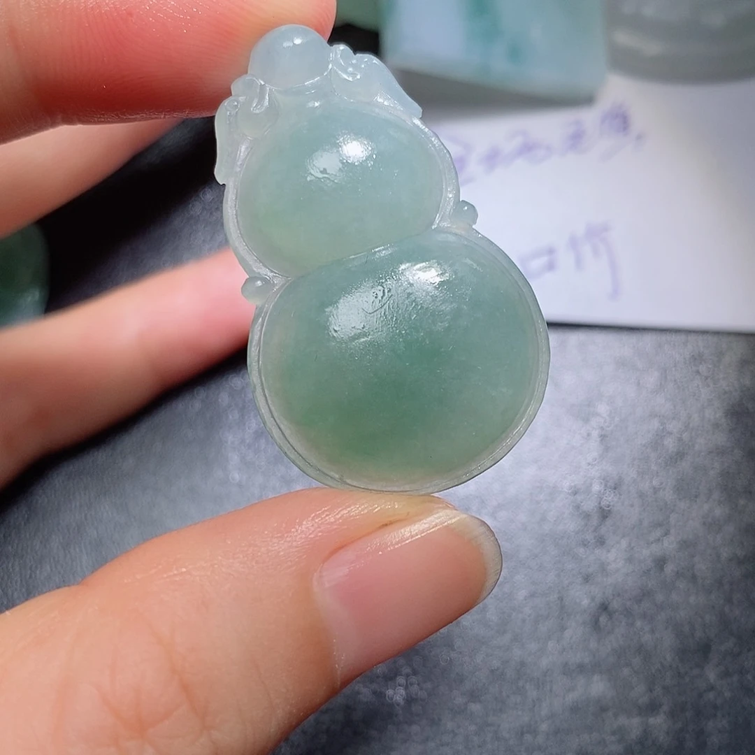 定制翡翠未镶嵌毛货付款后确认抛光