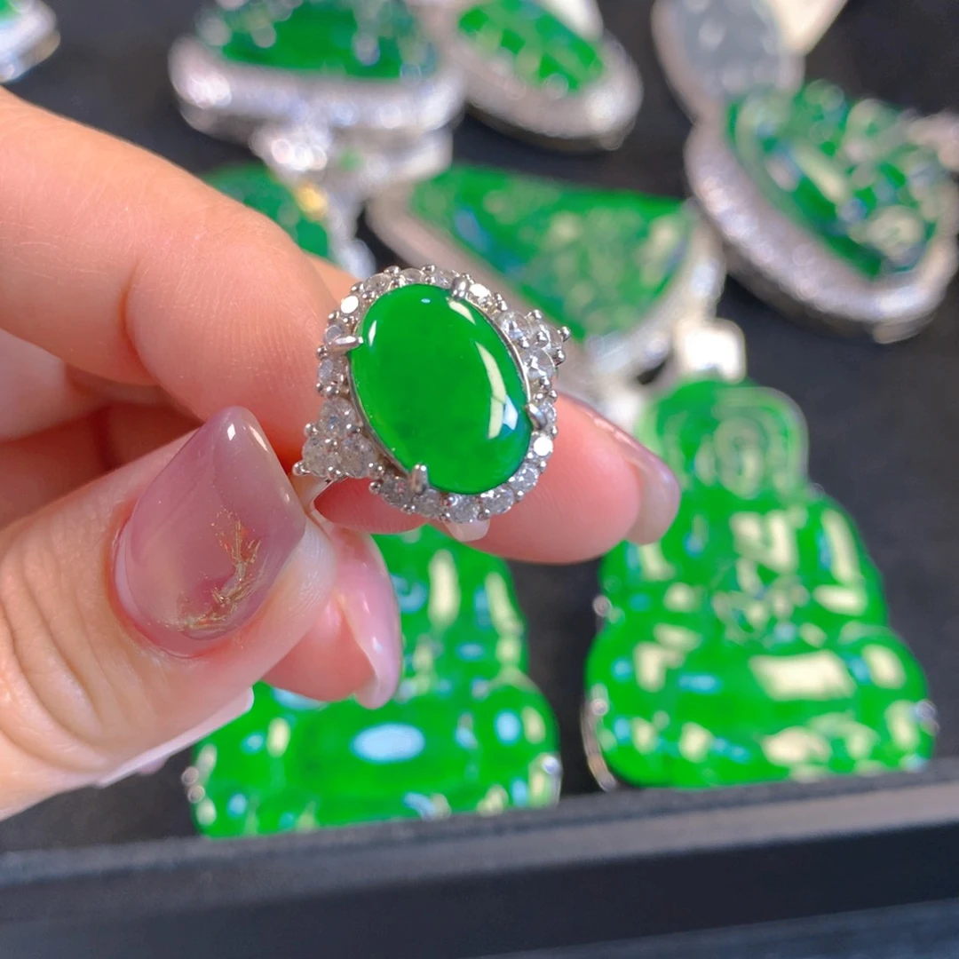 翡翠颈饰银S925镶嵌翡翠