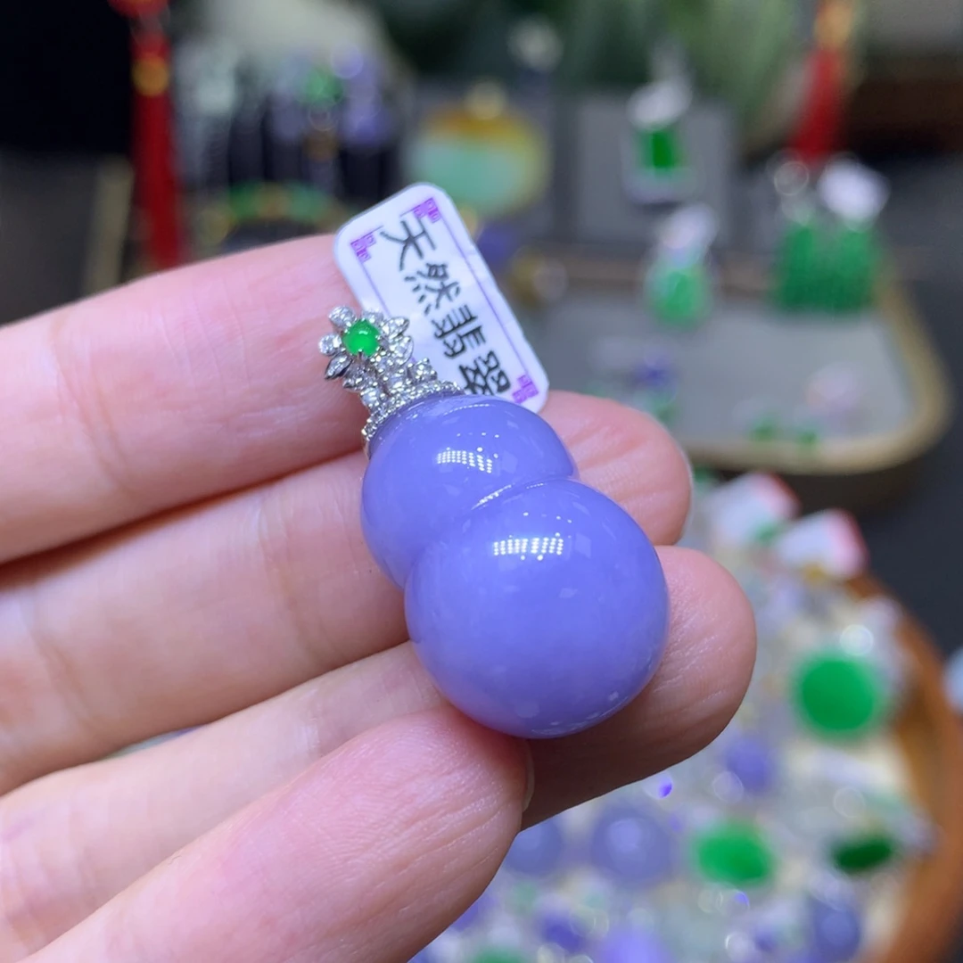 翡翠18K金镶嵌颈饰翡翠吊坠项链