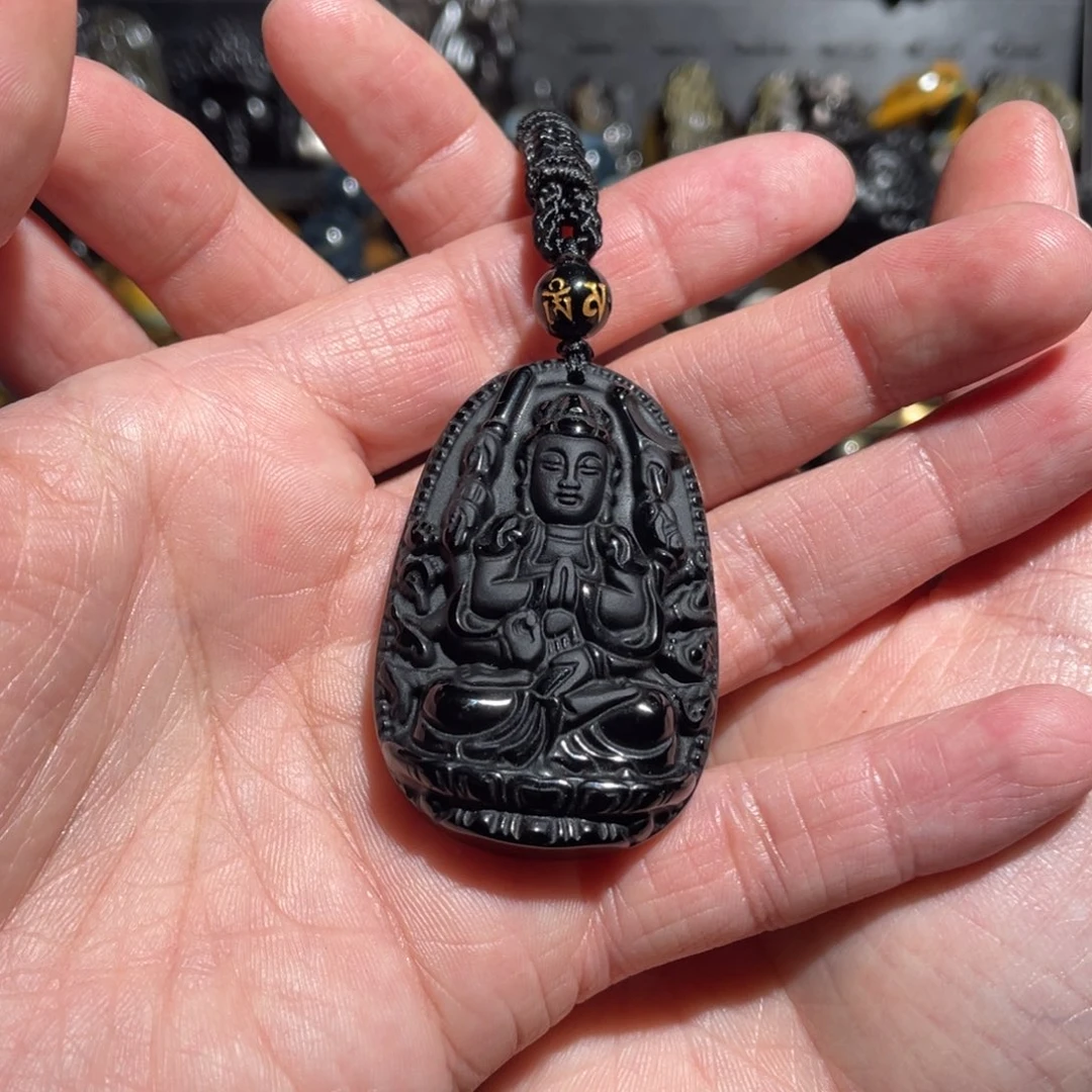 黑曜岩颈饰未镶嵌林*?