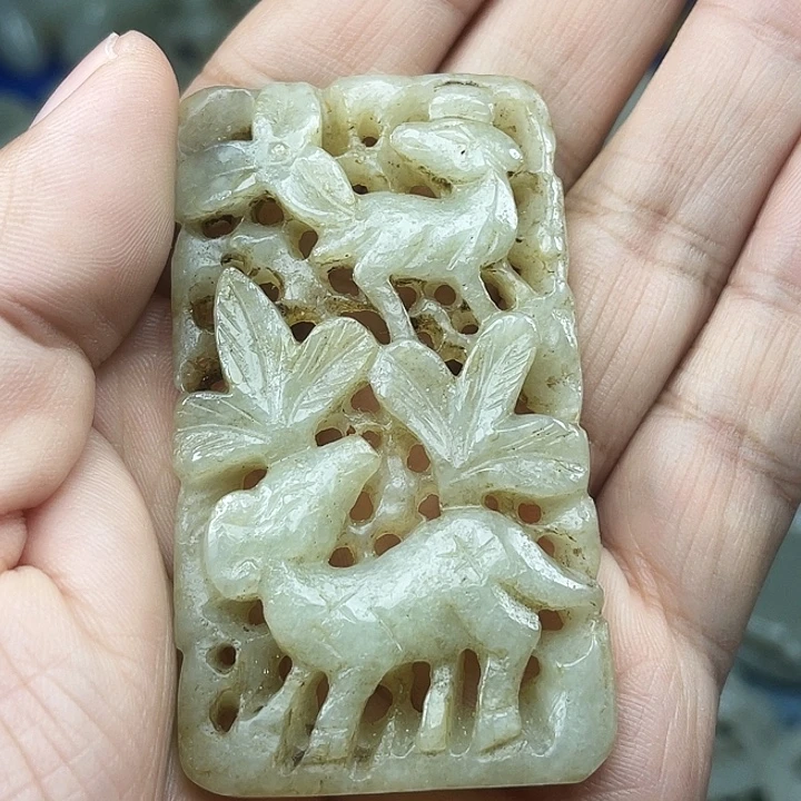 和田玉（青白玉）未镶嵌颈饰