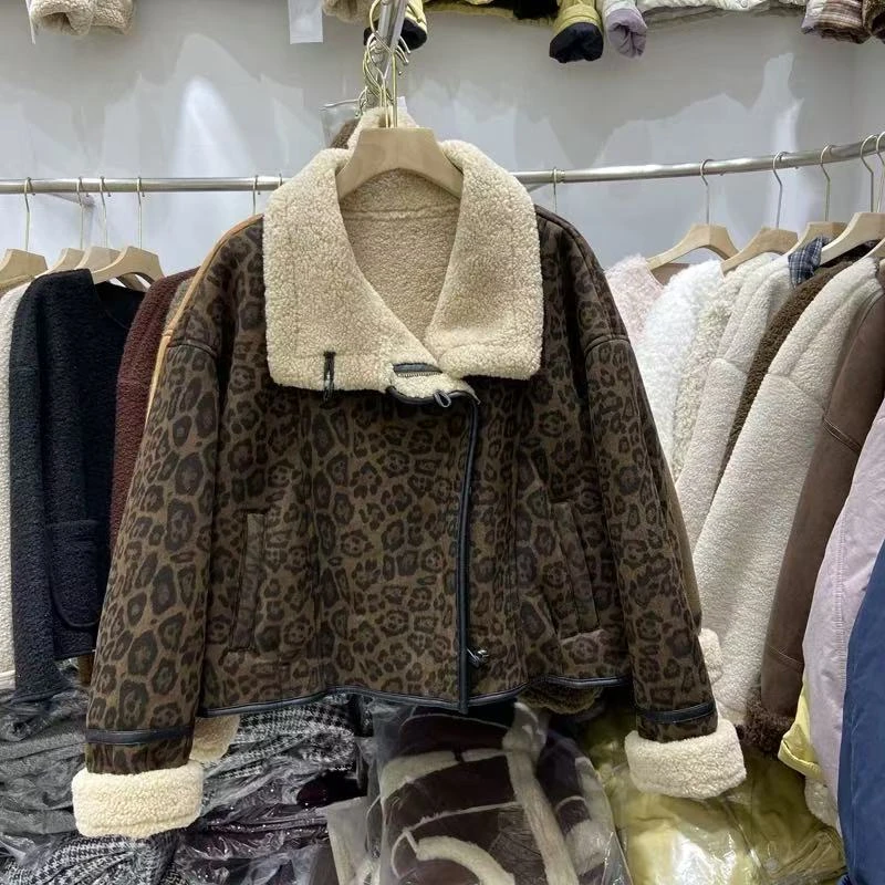 Y110时尚女式超级漂亮衣服