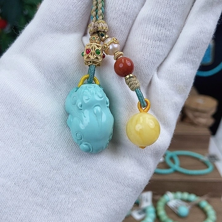 未镶嵌绿松石珠宝奇石