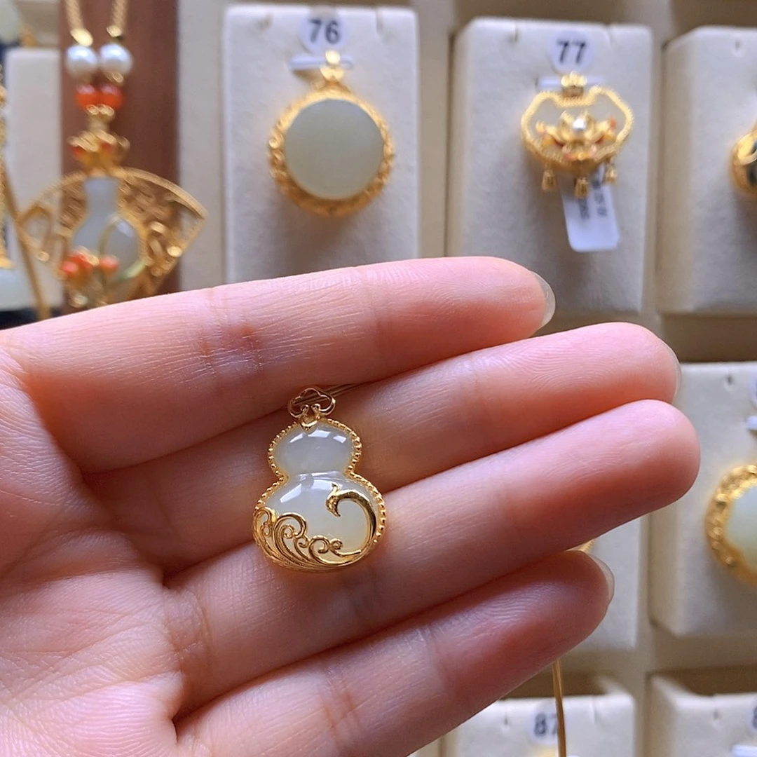 和田玉银S925镶嵌颈饰